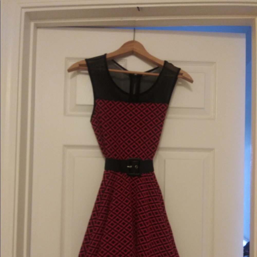 Girls Beautees dress. Red & Black, size 10